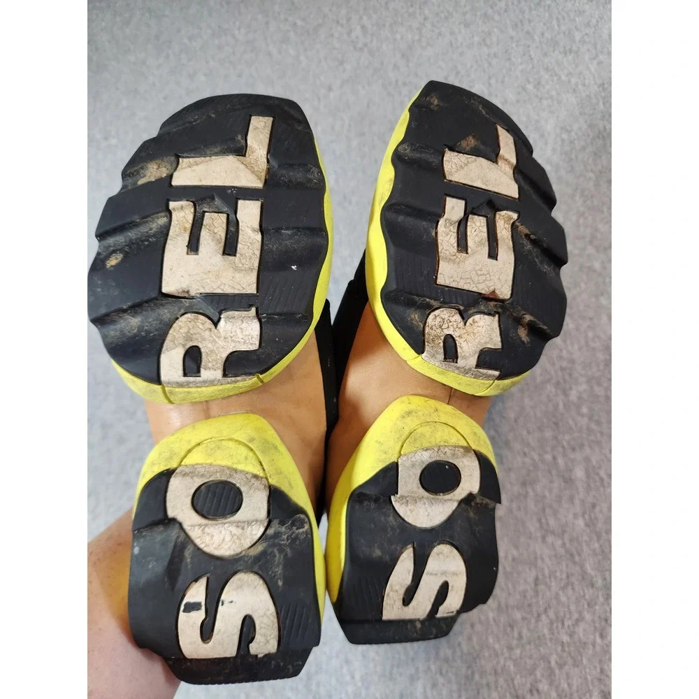 Sorel Kinetic Impact Strap Womens 7.5 Black Yellow NL4076-011 Sneakers